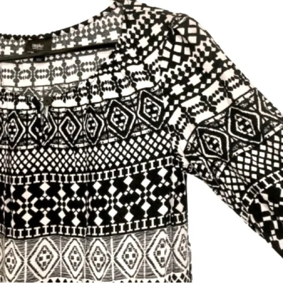 Mossimo Black & White Aztec Pattern Long Sleeve Boat Neck Dress - Size M - Picture 4 of 9
